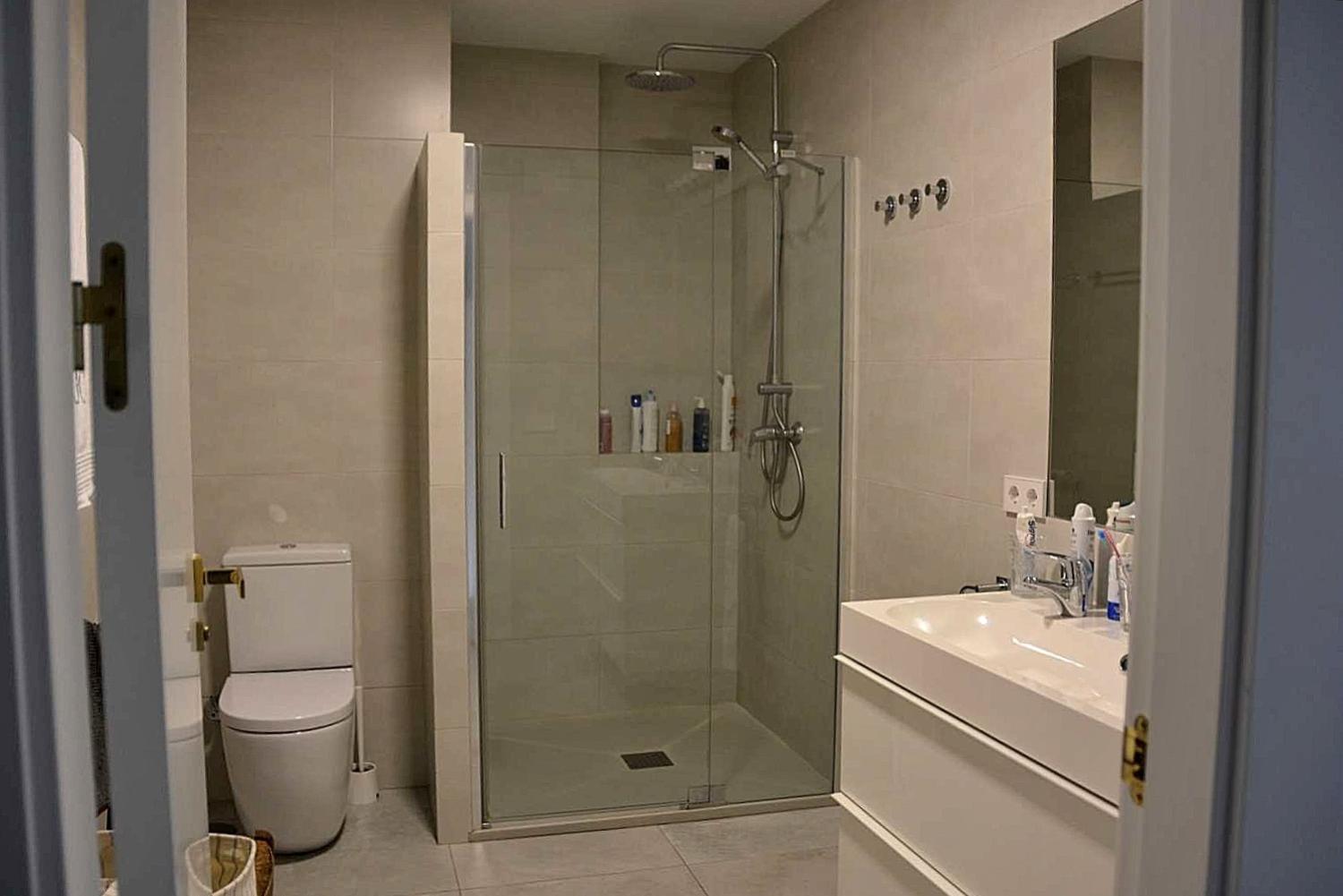 baño pasillo 1