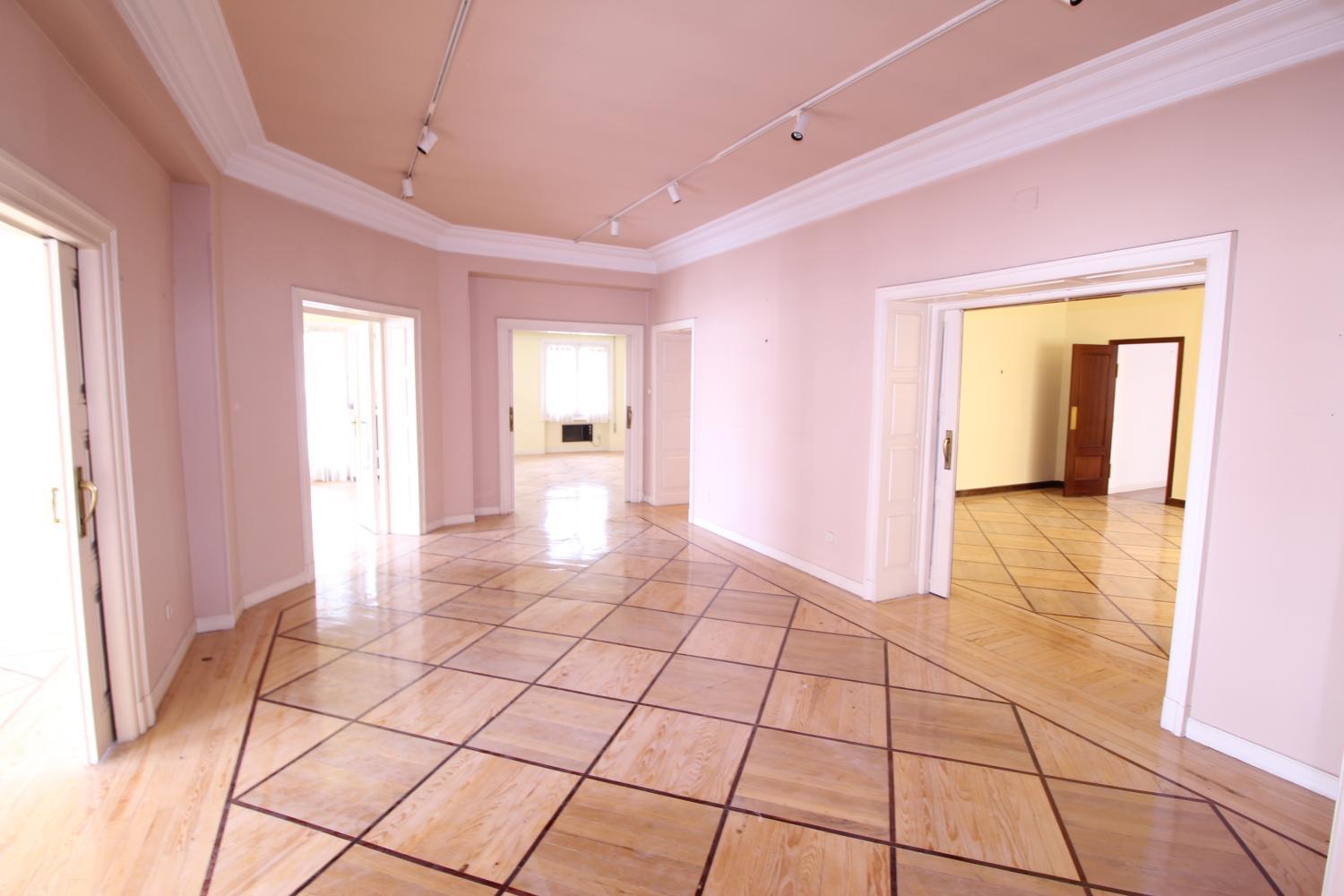 https://www.eoelite.com/uploads/inmuebles/3dc2d8f3b1e208aedd66264b016645342b8bc50b.jpeg