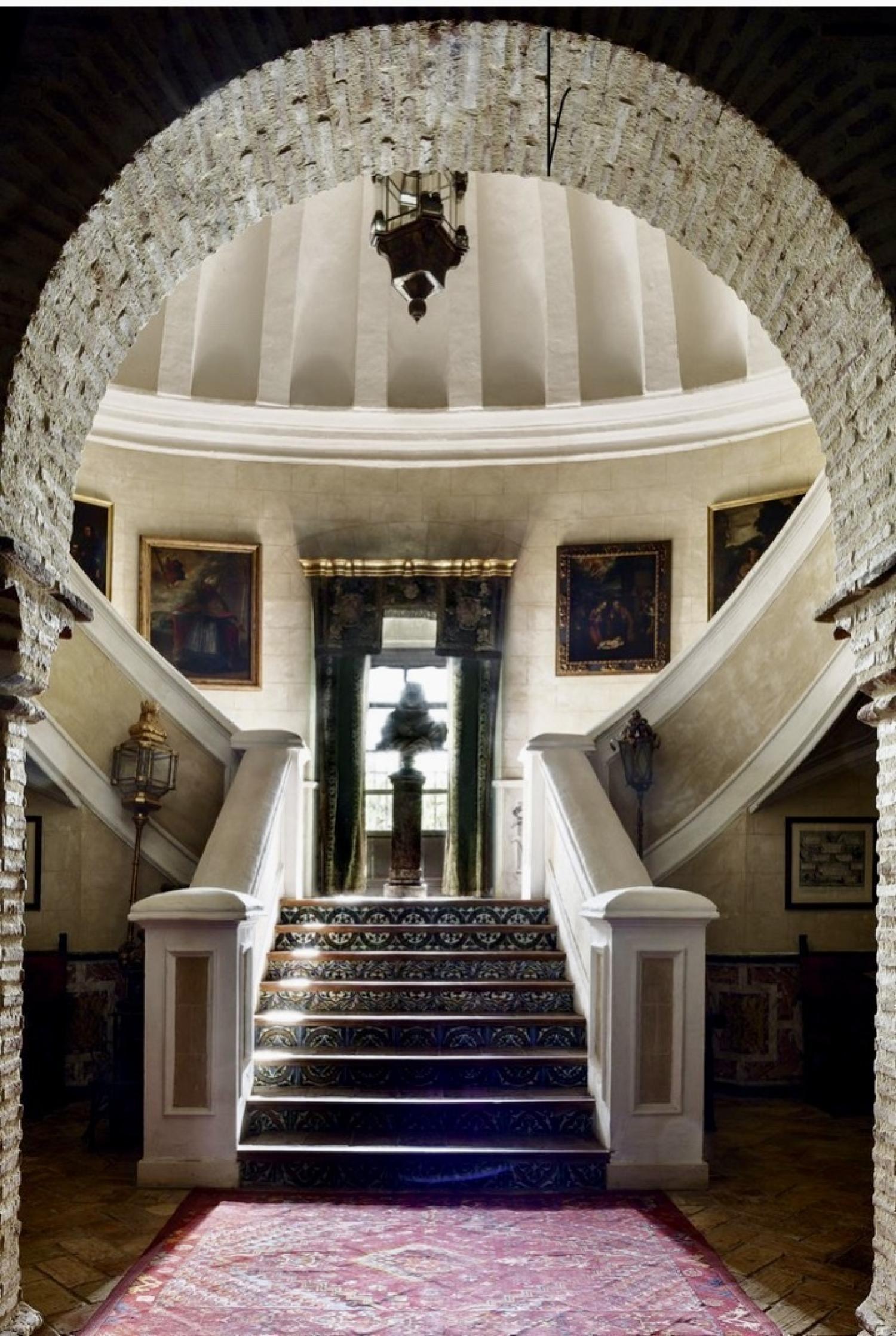 LA GRAN ESCALERA 